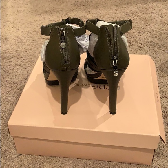 Shoes - Picture 3 of 3